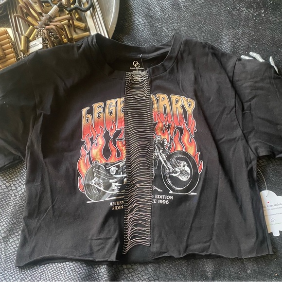 Legendary motorcycle Harley crop top with chains - Picture 3 of 7